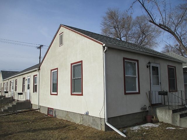 1st image of 2305 6th Ave N