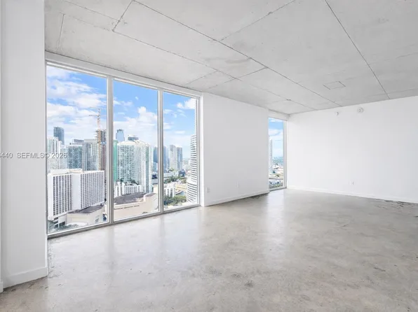 151 SE 1st St APT 3001, Miami, FL 33131