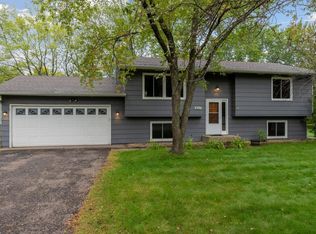 1027 Grant Cir N, Anoka, MN 55303
