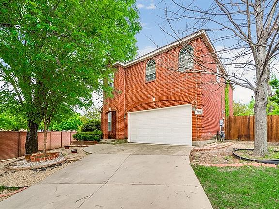 4th image of 801 Bridle Dr