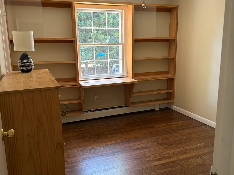 38 Nursery St — Photo 5