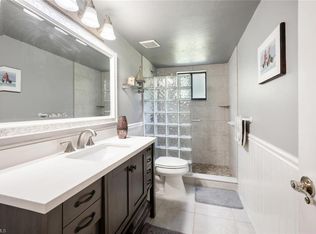 586 Beachwalk Cir #O-101, Naples, FL 34108
