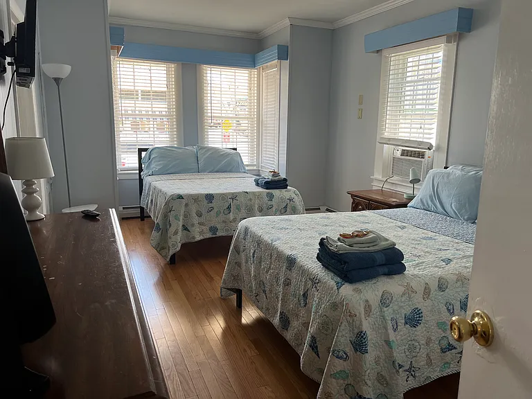 70 E Grand Ave #113 — Photo 10