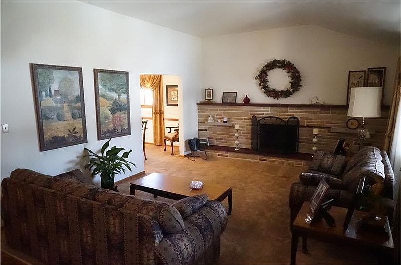 135 White Oak Dr, Butler, PA 16001 Zillow