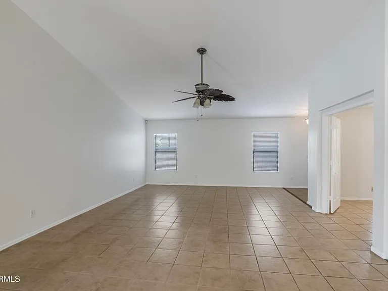17734 W Redfield Rd — Photo 8