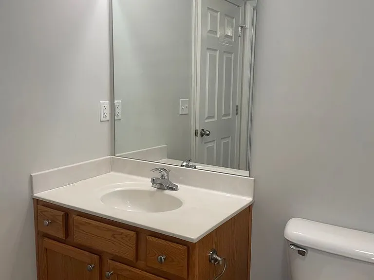367 Upper Stone Ave #G — Photo 13