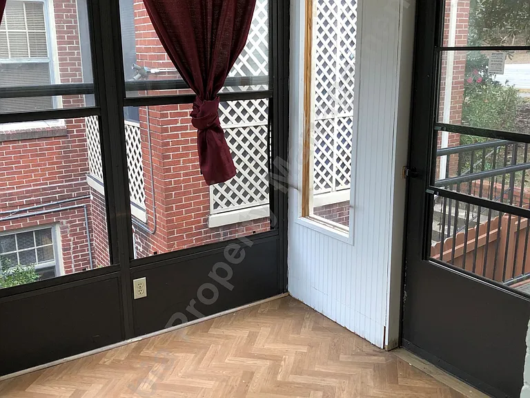 109 Harden St — Photo 12