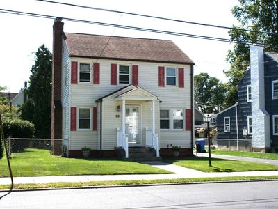 99 Bristol Street, Hartford, CT, 06106