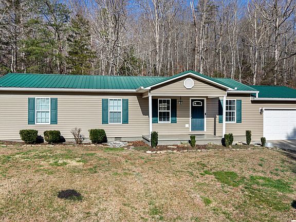 2nd image of 1009 White Oak Rd NW