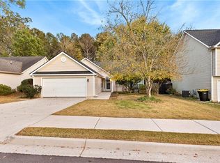 8088 Highland Trce, Fairburn, GA 30213