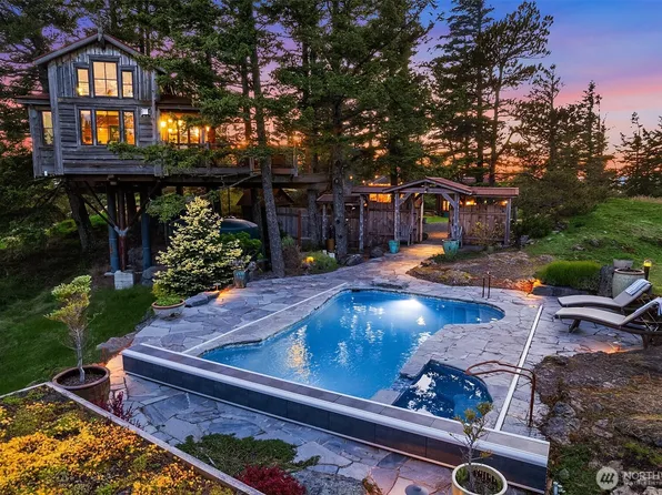 354 Nighthawk Lane, Orcas Island, WA 98279
