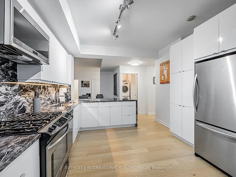33 Lombard St #4301 — Photo 15