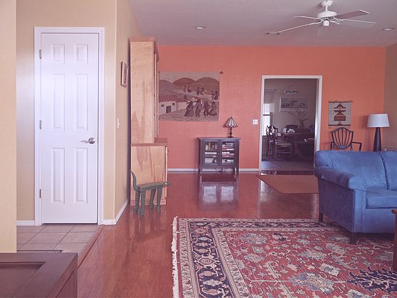 4th image of 100 Dogwood Dr