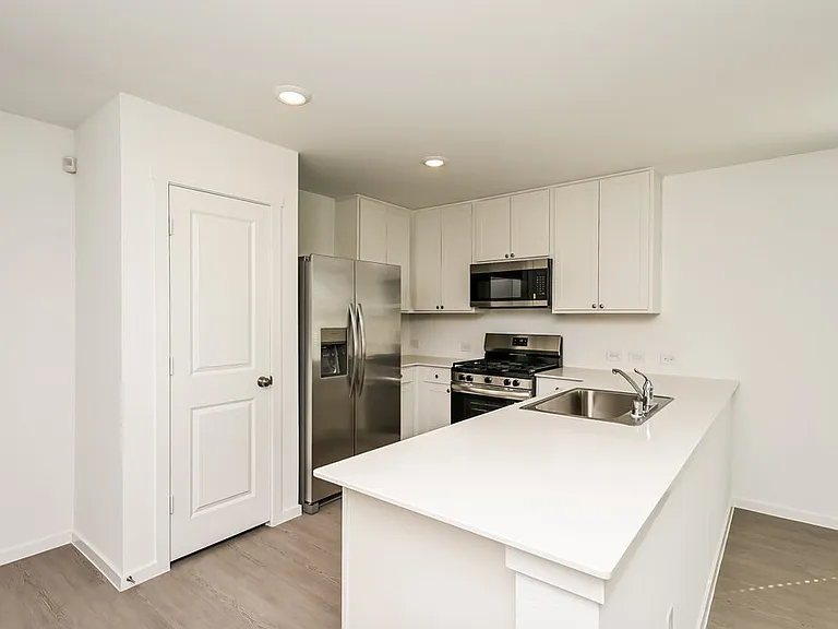 2213 La Vista Ln — Photo 8