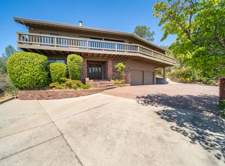 3396 Oakwood Pl, Redding, CA 96001