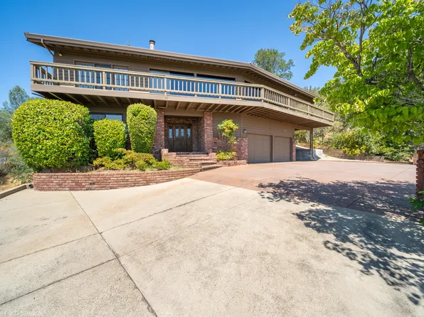 3396 Oakwood Pl, Redding, CA 96001