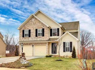 425 Thomas Armor Dr, Windsor, PA
