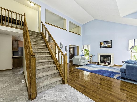 C - 4839 Grove Point 001