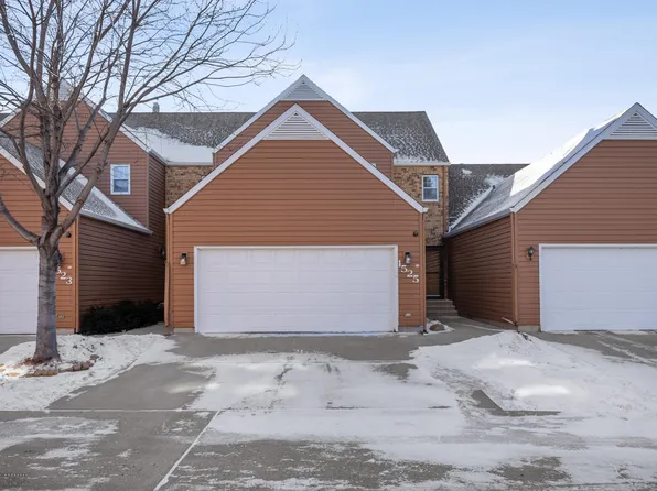 1525 32nd St S, Fargo, ND 58103
