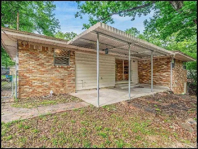 1800 Northwood Rd — Photo 24