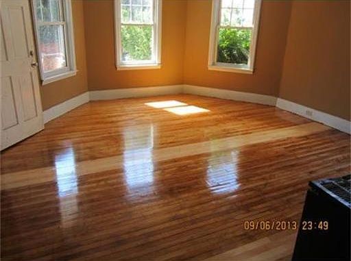 2nd image of 157 1/2 Vernon St #1