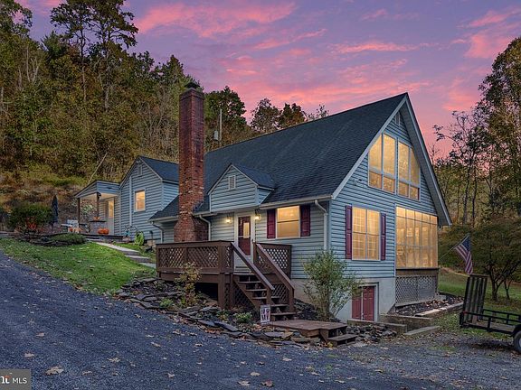 2nd image of 322 Hollow Rd