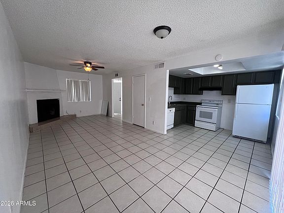 4th image of 15601 N 27th St Unit 18