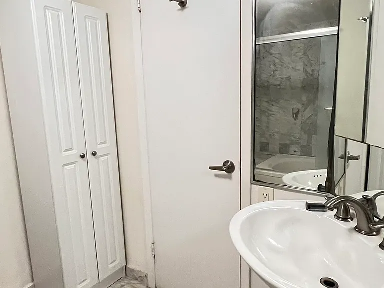 10068 SW 77th Ct — Photo 16