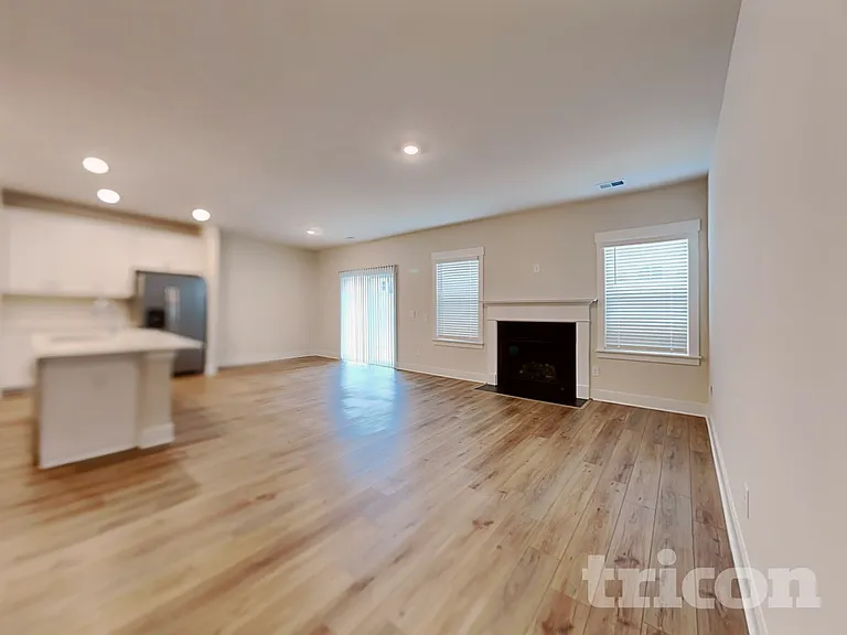 300 Allenby Ln — Photo 3