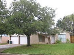 2nd image of 1325 Clover Dr