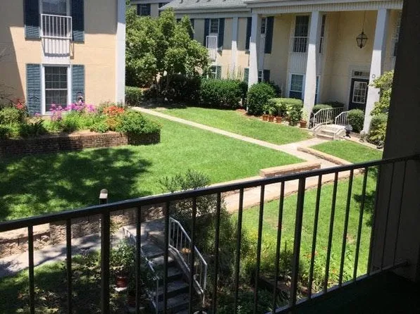 3600 Chateau Dr #E-205, Columbia, SC 29204