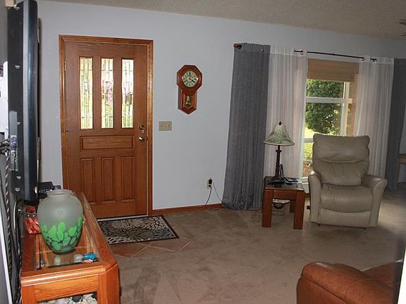 2nd image of 1929 E Cooper Dr