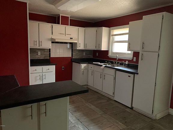 2nd image of 3503 Oak Ave