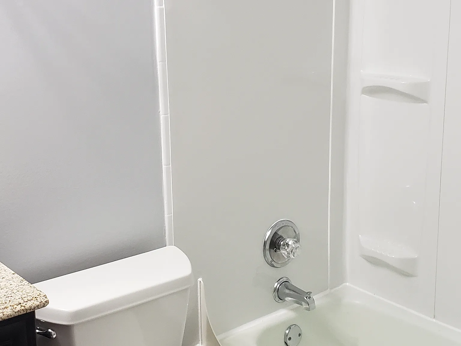 Studio, 400 sqft, $995 — Photo 4