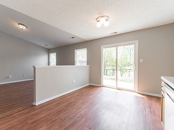 4th image of 8615 Coralberry Ln