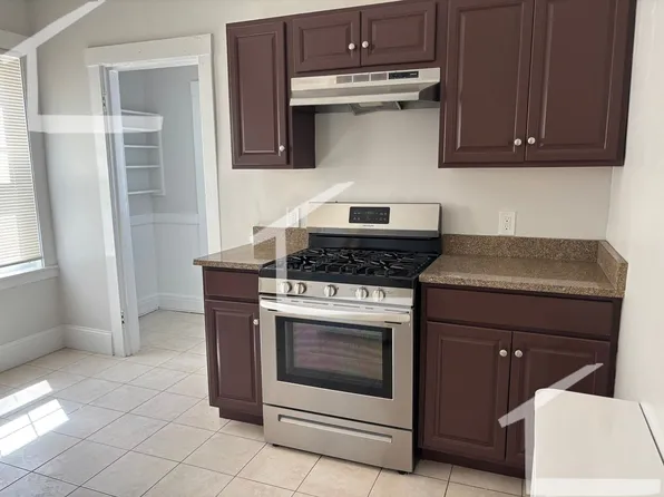 32 Matchett St #1B, Brighton, MA 02135