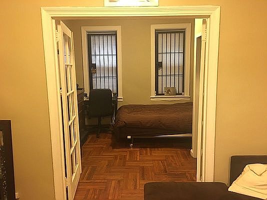 2nd image of 98 Suffolk St APT 2-A