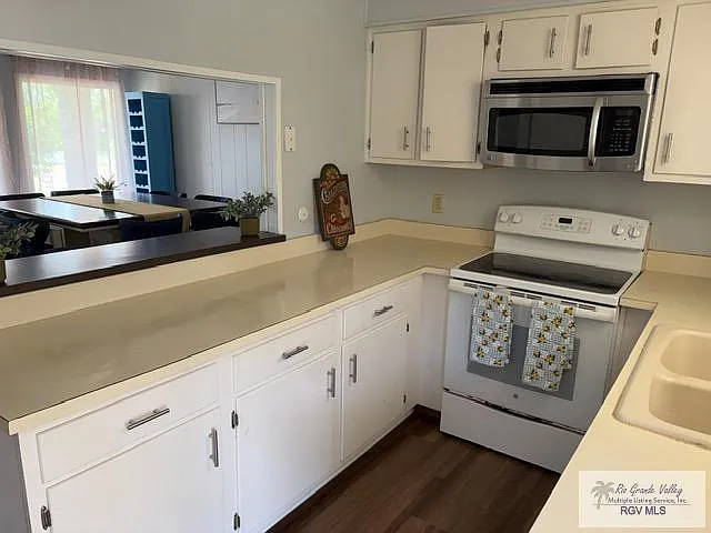 2 bed, 2.0 bath, 1500 sqft, $2,500 — Photo 4