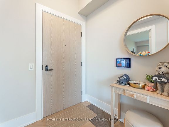 2nd image of 10 Inn On The Park Dr #3009