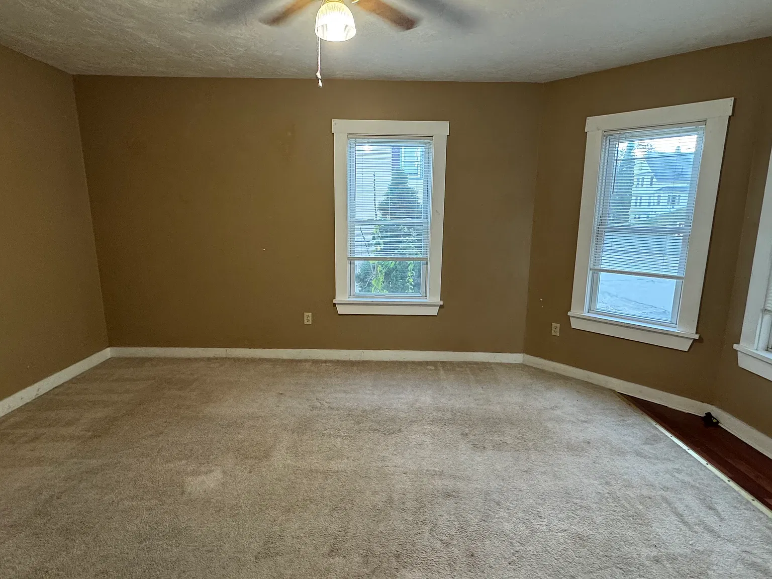 3 bed, 1217 sqft, $1,800 — Photo 3