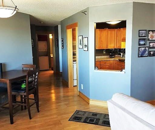 5th image of 78 10th St E Unit 1809