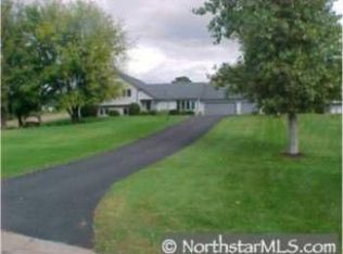 10880 Kingsborough Trl, Cottage Grove, MN 55016