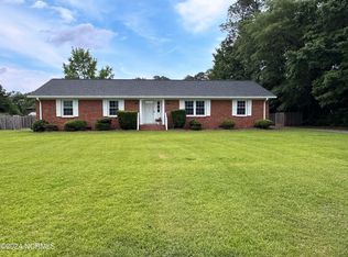 2000 Sunset Ave, Clinton, NC 28328
