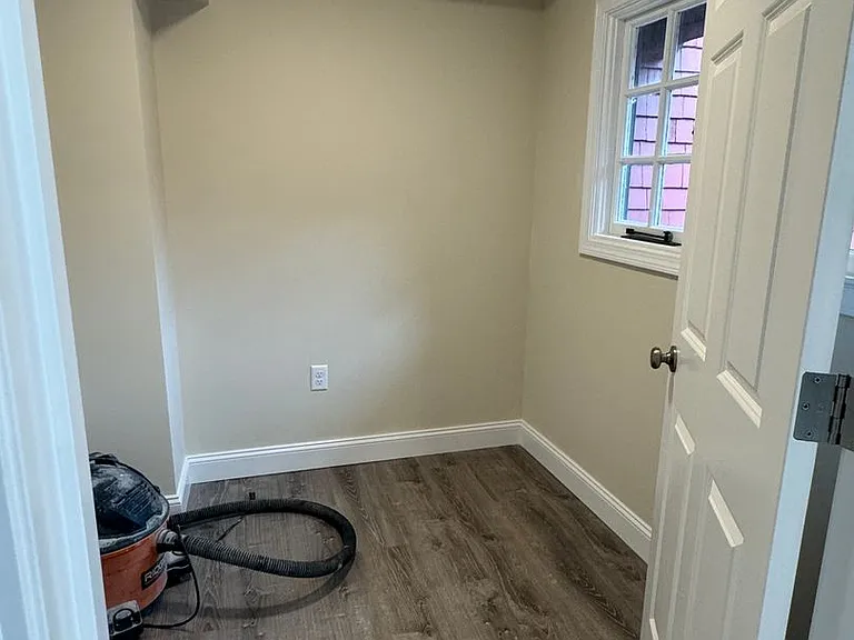 5 Pleasant St #201 — Photo 4