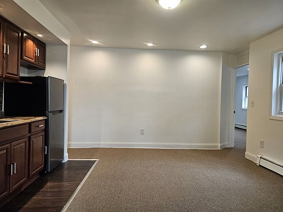 2nd image of 1801 43rd St APT B