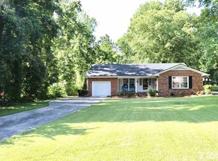 2010 Woodland Ave, Burlington, NC 27215