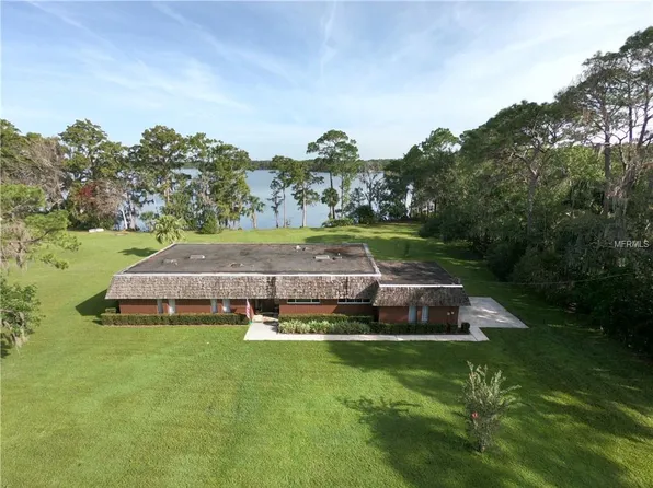 882 Lake Mills Rd, Chuluota, FL 32766