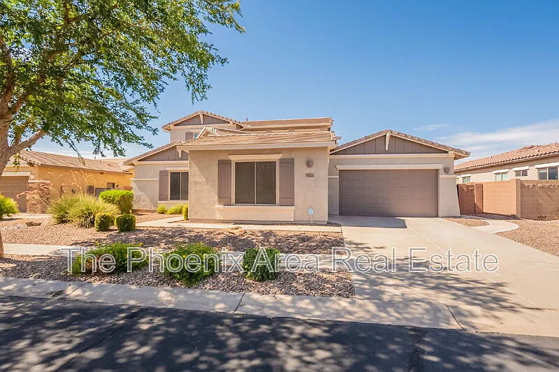 4 bed, 2.5 bath, 3527 sqft, $3,395 — Photo 3