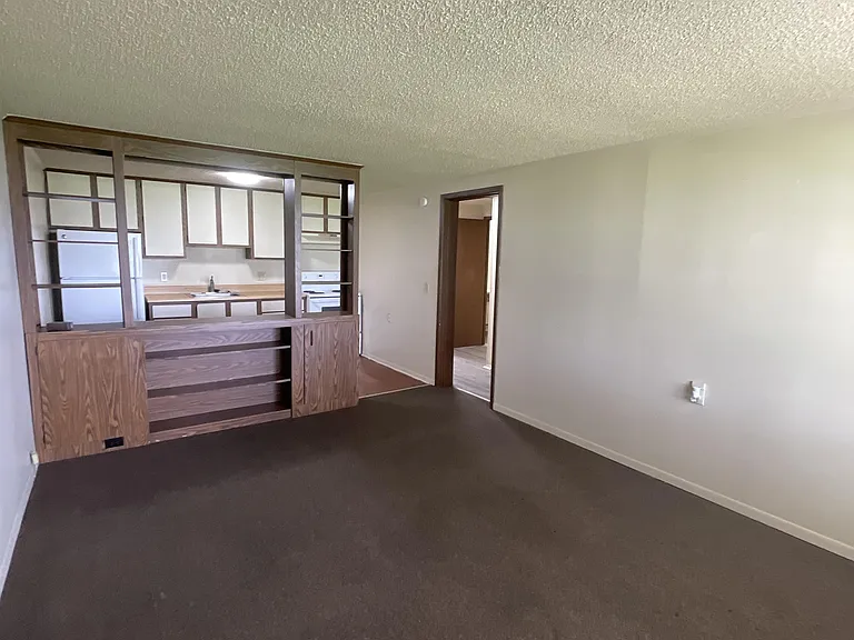 2000 Indianapolis Rd — Photo 1