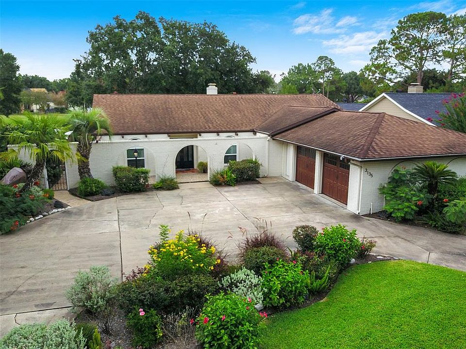 1st image of 3135 Bonney Briar Dr